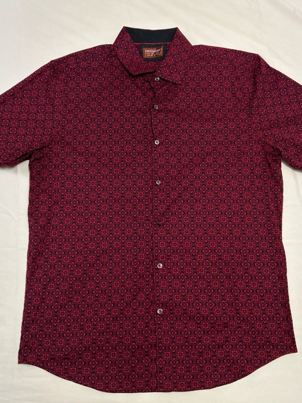 Cutter & Buck Men's Red Geometric Short-Sleeve Button-Down Shirt